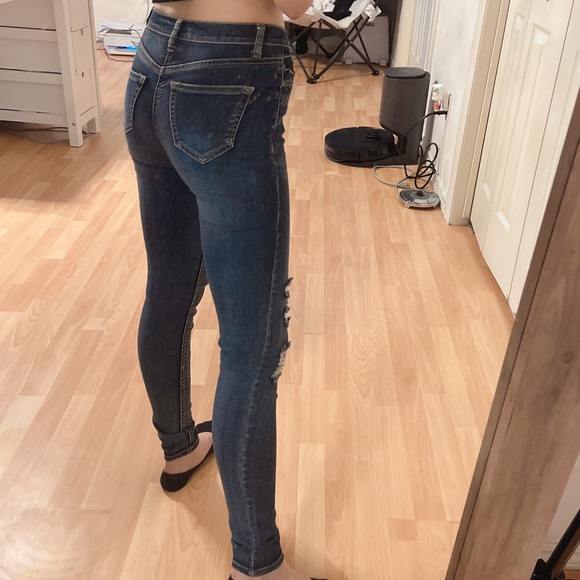 High waist ripped jeans - Picture 2 of 6